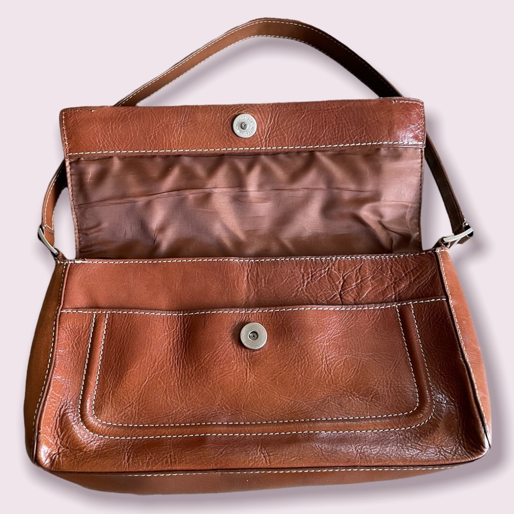 Kenneth Cole Reaction Leather Shoulder Bag - Picture 3 of 12
